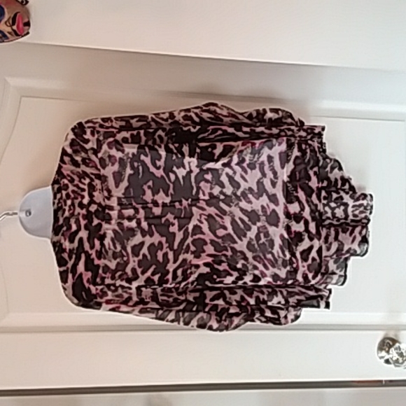 Kensie leopard print blouse - Picture 2 of 8